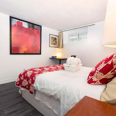 Cozy 3Br 2Bth Lower Unit, A Min To Hwy401, 404 & Dvp Villa Toronto Eksteriør billede