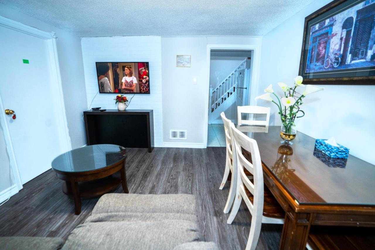 Cozy 3Br 2Bth Lower Unit, A Min To Hwy401, 404 & Dvp Villa Toronto Eksteriør billede